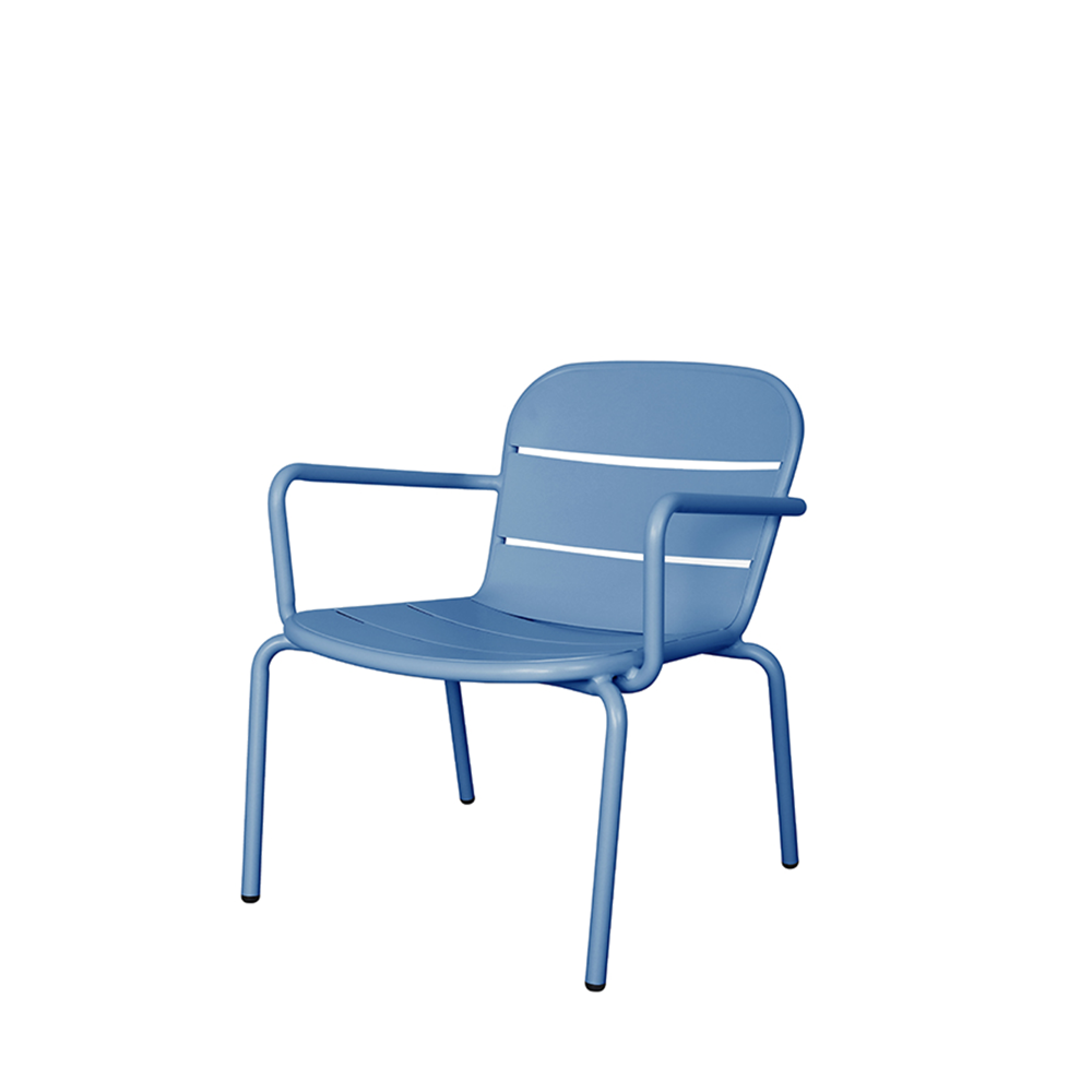 Sunnyside lounge chair, the sunny side collection is perfect for equipping your outdoor spaces. chairs, armchairs,bar chairs, benches, tables, side tables, bar carts ... and more!